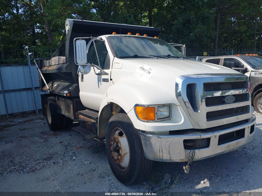 2011 Ford F-750 VIN 3FRNF7FA2BV556210 — IAAI salvage auction photo