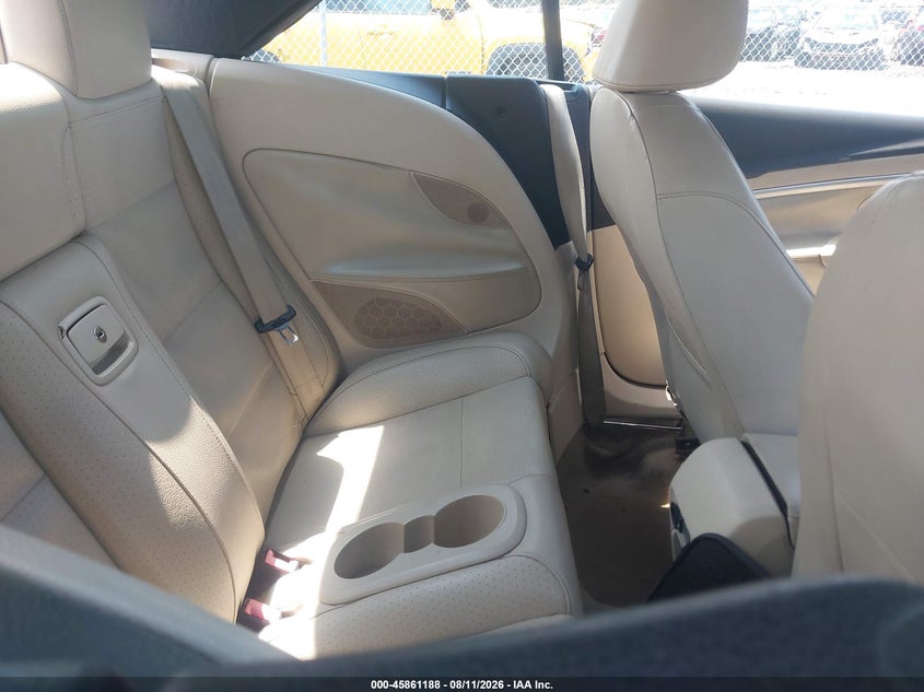 2012 Volkswagen Eos VIN WVWBW7AH4CV002569 IAAI salvage auction — NORMAL WEAR, Salvage (South Carolina), sold $775 on 2026-08-18 (photo 8)