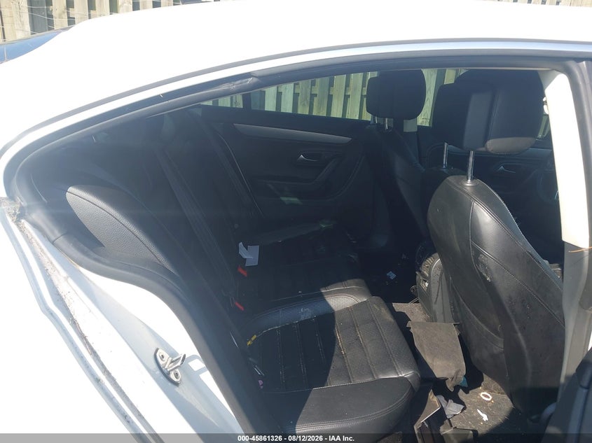2014 Volkswagen Passat cc VIN WVWBP7AN2EE522520 IAAI salvage auction — NORMAL WEAR, Clear (Virginia), sold $550 on 2026-08-17 (photo 8)