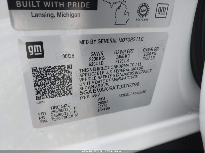2026 Buick Enclave VIN 5GAEVAKSXTJ376796 IAAI salvage auction — RIGHT SIDE, Salvage Title, sold $17,300 on 2026-08-20 (photo 9)