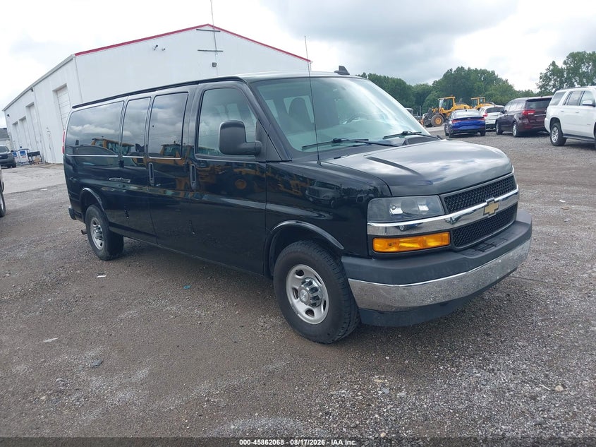 2018 Chevrolet VIN 1GAZGPFG7J1283632 — IAAI salvage auction photo