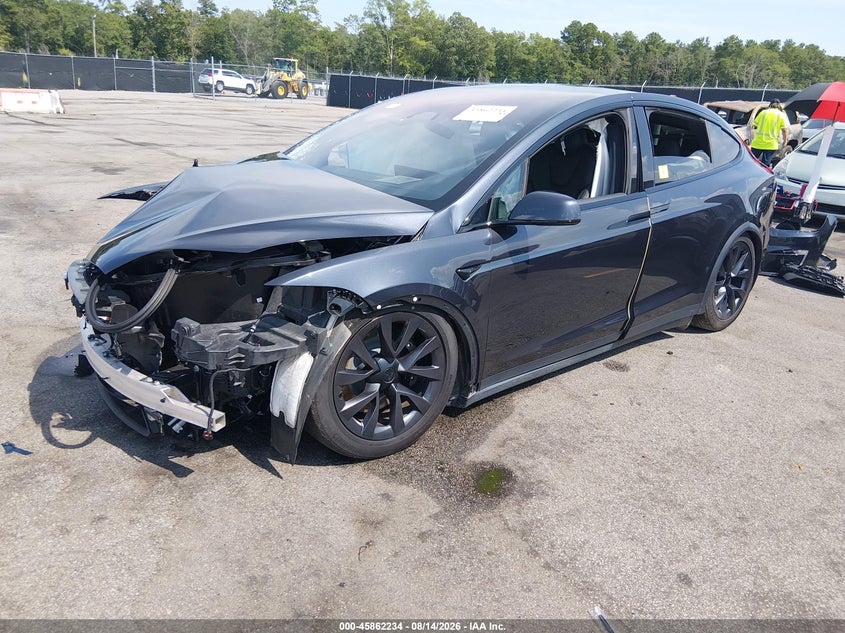 2024 Tesla Model x VIN 7SAXCDE53RF460062 IAAI salvage auction — RIGHT FRONT, Wait Title, sold $14,450 on 2026-10-14 (photo 2)