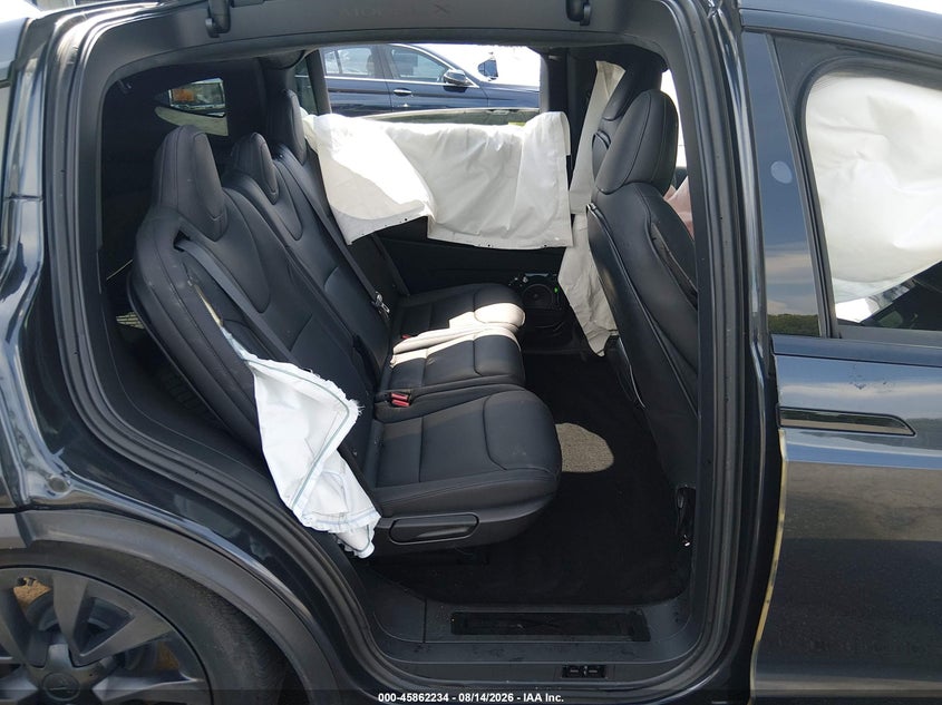 2024 Tesla Model x VIN 7SAXCDE53RF460062 IAAI salvage auction — RIGHT FRONT, Wait Title, sold $14,450 on 2026-10-14 (photo 8)