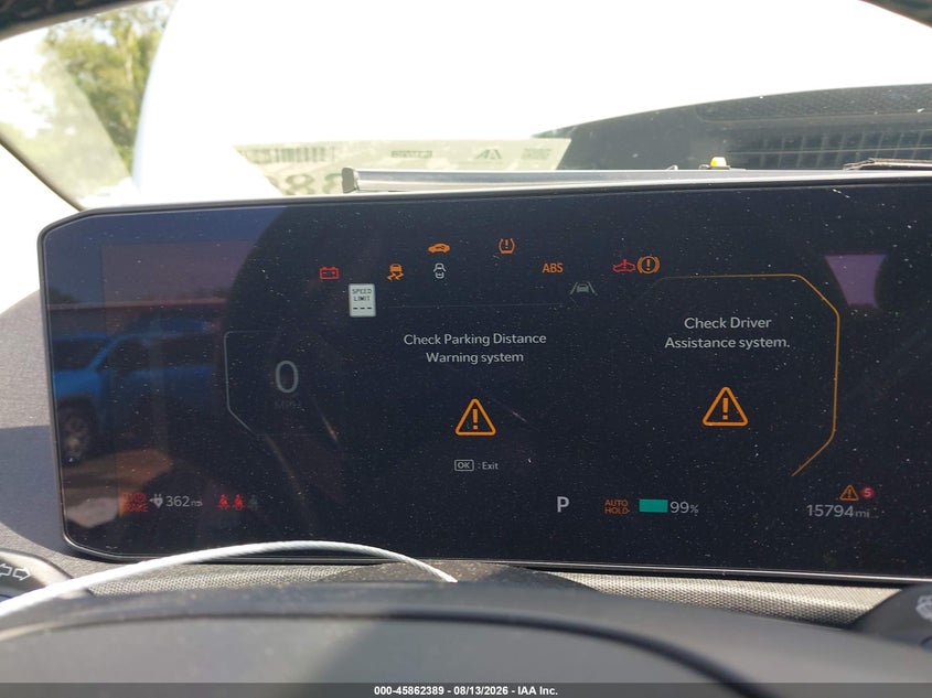 2025 Kia Ev6 VIN 5XYC34JB4SG005985 IAAI salvage auction — FRONT END, Wait Title, sold $12,300 on 2026-10-17 (photo 7)