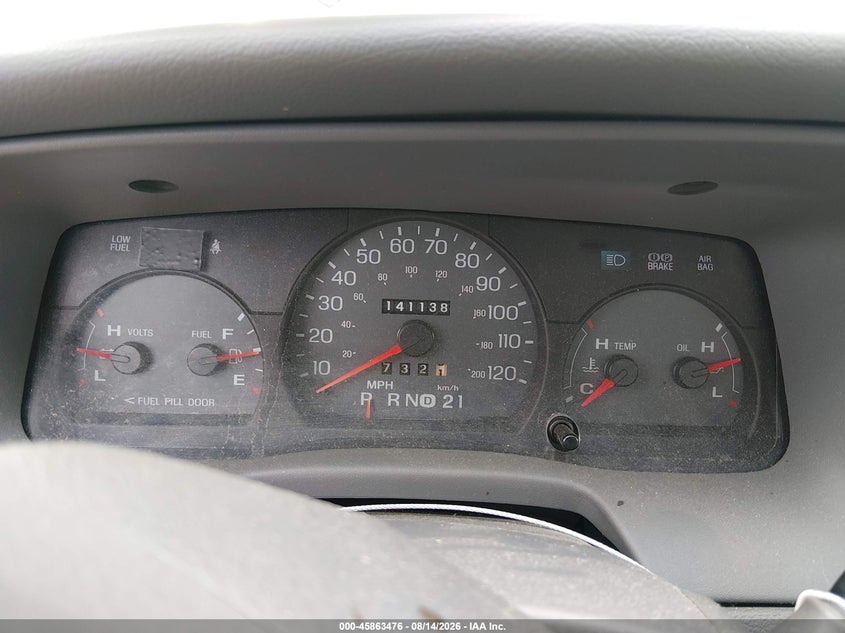 2005 Mercury Grand marquis VIN 2MEFM75WX5X630538 IAAI salvage auction — RIGHT SIDE, Clear (Virginia), sold $500 on 2026-09-18 (photo 7)