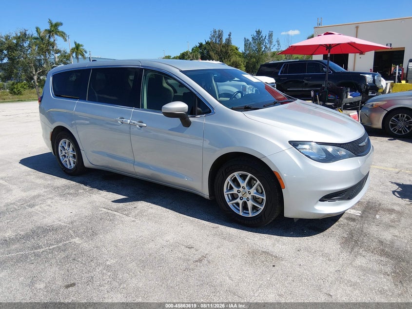 2023 Chrysler Voyager VIN 2C4RC1CG3PR553996 — IAAI salvage auction photo