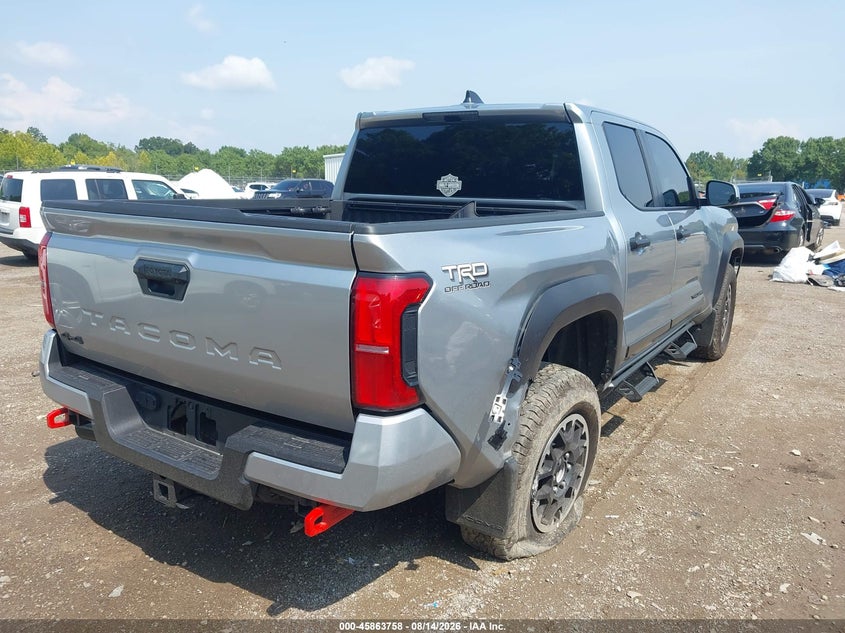 2025 Toyota Tacoma VIN 3TMLB5JN6SM112669 IAAI salvage auction — REAR END, Wait Title, sold $25,100 on 2026-09-09 (photo 4)