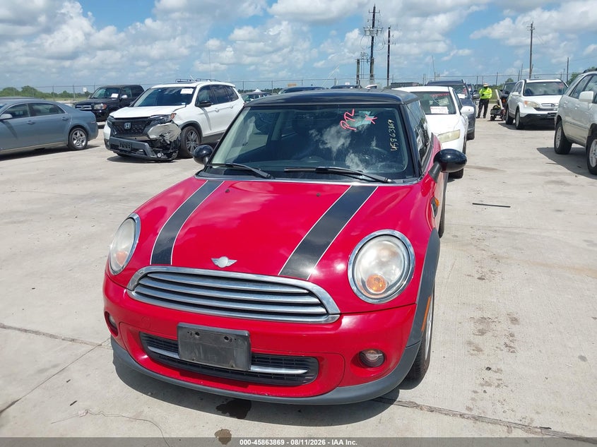 2013 Mini Hardtop VIN WMWSU3C50DT372803 IAAI salvage auction — NORMAL WEAR, Original (Texas), sold $1,225 on 2026-08-14 (photo 6)