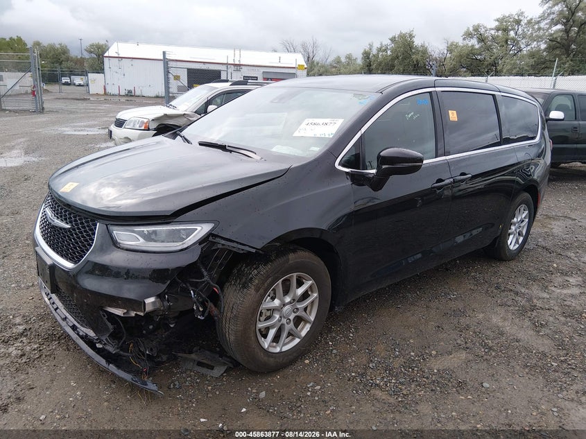2026 Chrysler Pacifica VIN 2C4RC1BG5TR205063 IAAI salvage auction — NORMAL WEAR, Enterprise Vehicles Clear Only (Illinois), sold $12,200 on 2026-08-19 (photo 2)