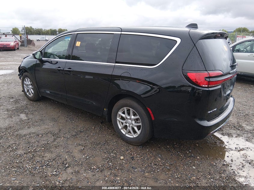 2026 Chrysler Pacifica VIN 2C4RC1BG5TR205063 IAAI salvage auction — NORMAL WEAR, Enterprise Vehicles Clear Only (Illinois), sold $12,200 on 2026-08-19 (photo 3)