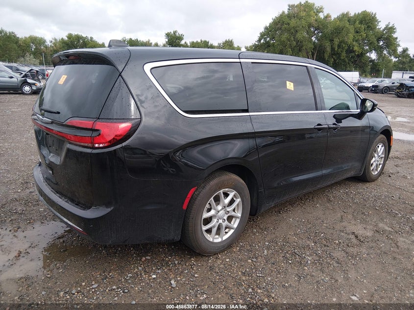 2026 Chrysler Pacifica VIN 2C4RC1BG5TR205063 IAAI salvage auction — NORMAL WEAR, Enterprise Vehicles Clear Only (Illinois), sold $12,200 on 2026-08-19 (photo 4)