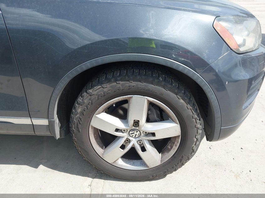 2012 Volkswagen Touareg VIN WVGEK9BP7CD008989 IAAI salvage auction — NORMAL WEAR, Original (Texas), sold $850 on 2026-08-18 (photo 6)