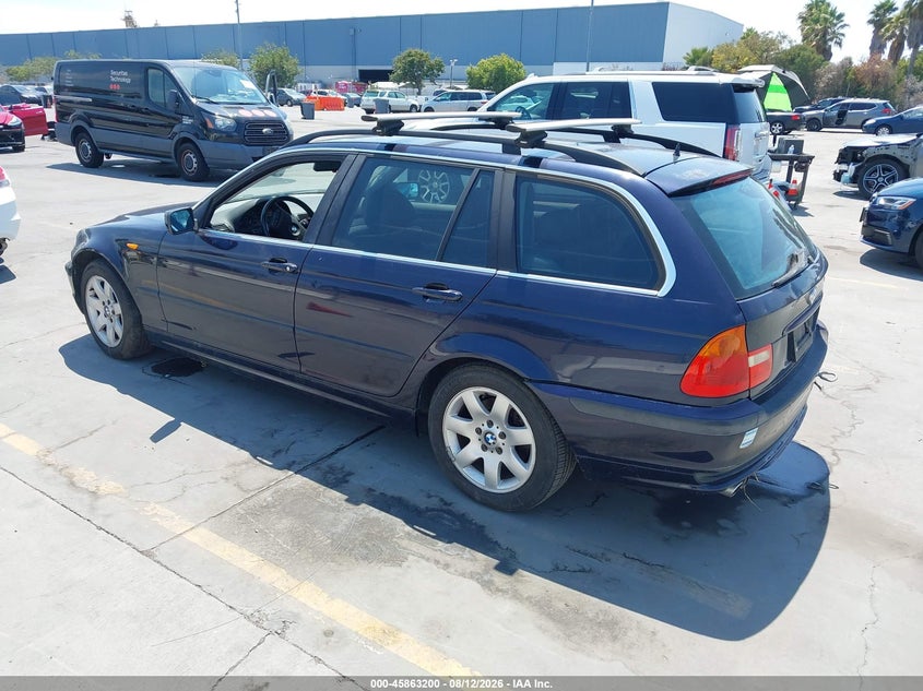 2003 BMW 3 series VIN WBAAX134X3PJ00541 IAAI salvage auction — NORMAL WEAR, App For Dup Clear (California), sold $550 on 2026-08-17 (photo 3)