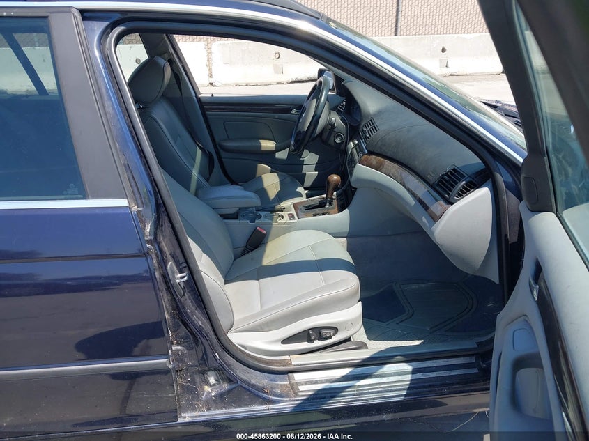 2003 BMW 3 series VIN WBAAX134X3PJ00541 IAAI salvage auction — NORMAL WEAR, App For Dup Clear (California), sold $550 on 2026-08-17 (photo 5)