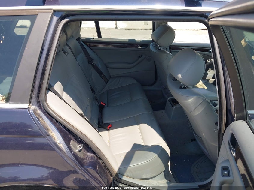 2003 BMW 3 series VIN WBAAX134X3PJ00541 IAAI salvage auction — NORMAL WEAR, App For Dup Clear (California), sold $550 on 2026-08-17 (photo 8)