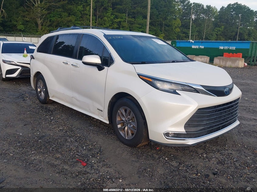 2021 Toyota Sienna VIN 5TDYRKEC8MS013332 — IAAI salvage auction photo