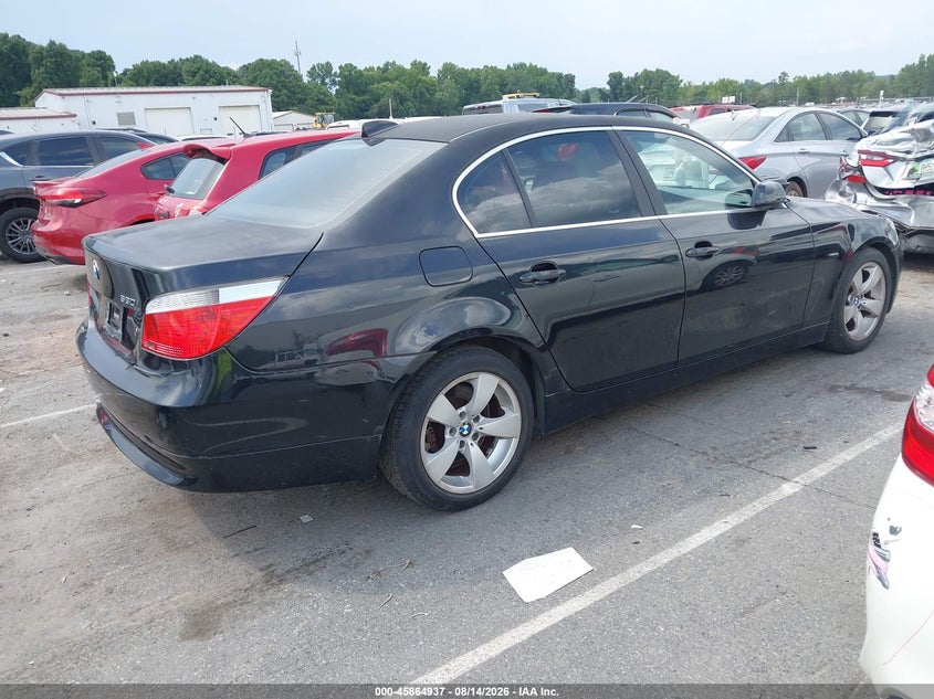 2007 BMW 5 series VIN WBANE73507CM50616 IAAI salvage auction — NORMAL WEAR, Clear (North Carolina), sold $50 on 2026-10-11 (photo 4)