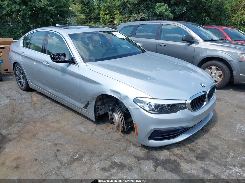 2019 BMW 5er VIN WBAJE5C58KWW45230 — IAAI salvage auction photo