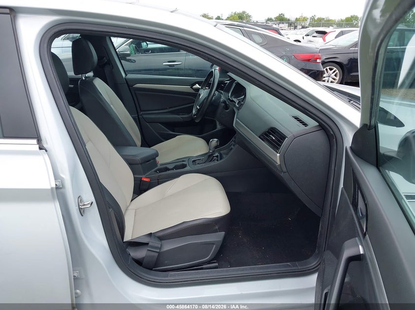 2019 Volkswagen Jetta VIN 3VWC57BU0KM099987 IAAI salvage auction — REAR END, Wait Title, sold $2,950 on 2026-09-02 (photo 5)