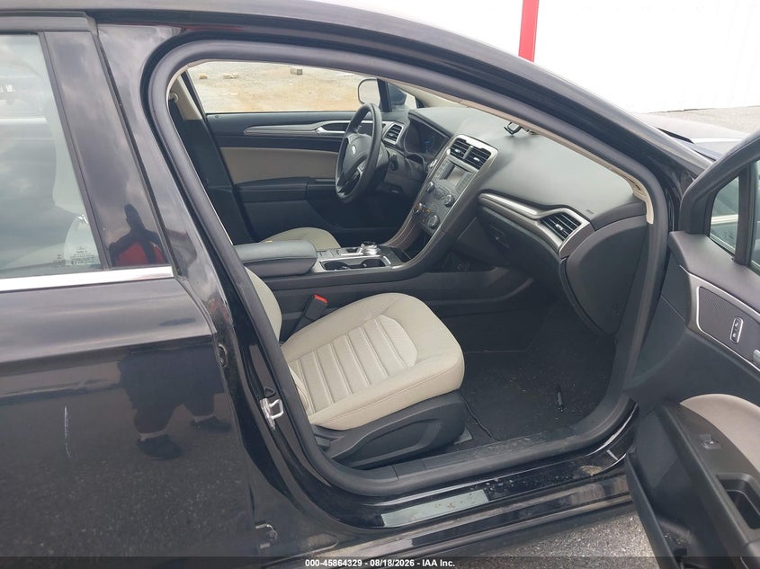 2019 Ford Fusion VIN 3FA6P0G73KR274004 IAAI salvage auction — NORMAL WEAR, SF97 (Maryland), sold $12,275 on 2026-09-08 (photo 5)