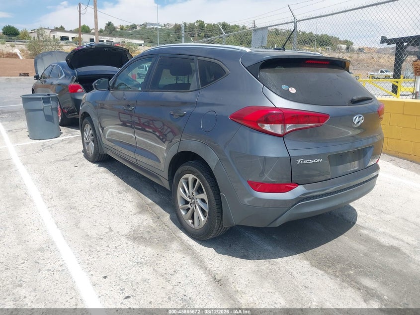 2016 Hyundai Tucson VIN KM8J33A44GU056195 IAAI salvage auction — RIGHT FRONT, Wait Title, sold $2,450 on 2026-09-07 (photo 3)