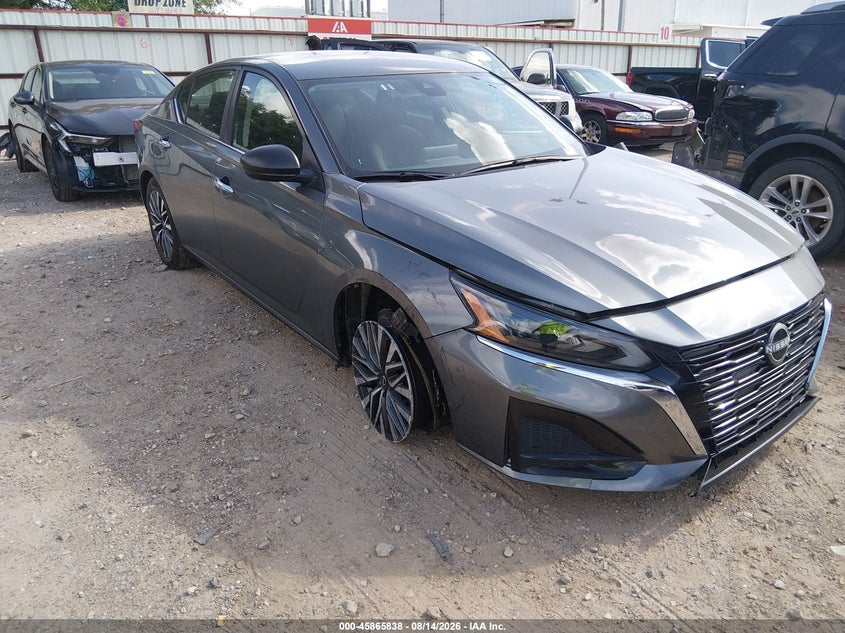 2025 Nissan Altima VIN 1N4BL4DVXSN359607 — IAAI salvage auction photo