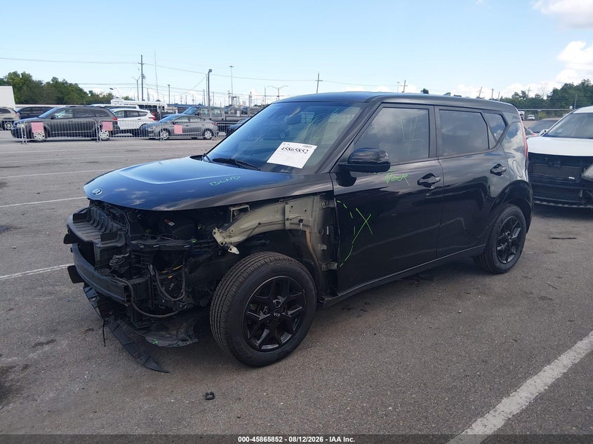 2021 Kia Soul VIN KNDJ23AU8M7748557 IAAI salvage auction — FRONT END, Salvage Title, sold $1,800 on 2026-08-22 (photo 2)