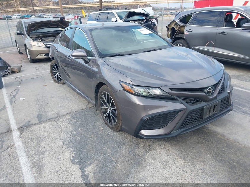 2024 Toyota Camry VIN 4T1G11AK5RU227266 — IAAI salvage auction photo