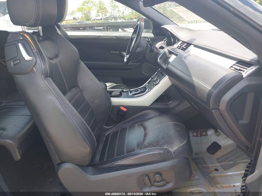 2017 Land rover Range rover evoque VIN SALVD5BGXHH157669 IAAI salvage auction — WATER/FLOOD, Salvage Title, sold $1,650 on 2026-10-03 (photo 5)