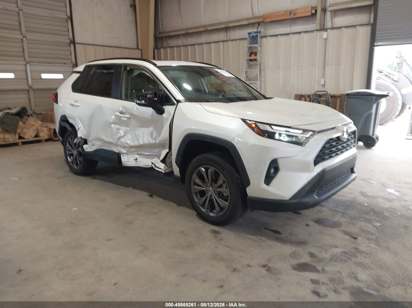 2022 Toyota Rav 4 VIN JTMB6RFV6ND078572 — IAAI salvage auction photo