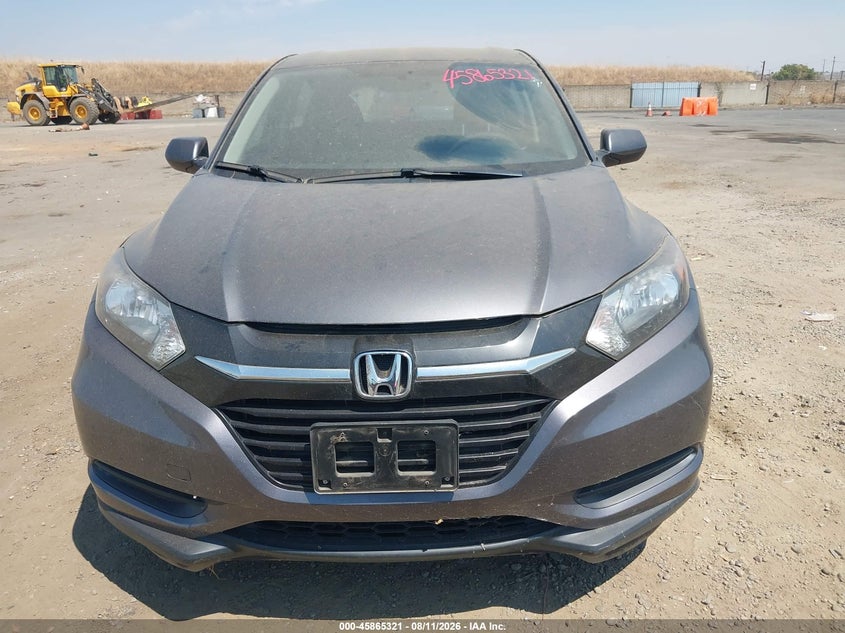 2017 Honda Hr-v VIN 3CZRU5H38HM709396 IAAI salvage auction — NORMAL WEAR, Salvage Title, sold $11,950 on 2026-08-19 (photo 6)