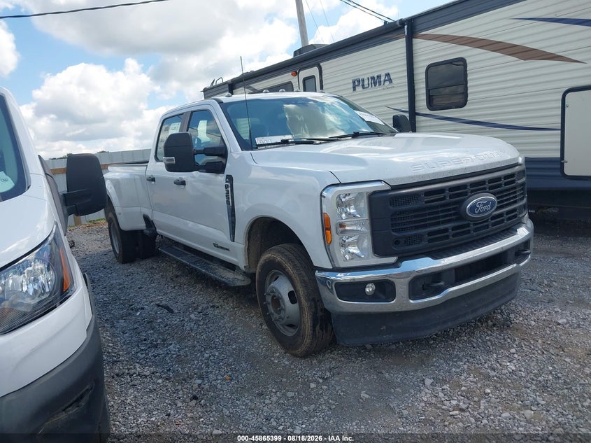 2024 Ford F350 VIN 1FT8W3DT3REC86742 — IAAI salvage auction photo