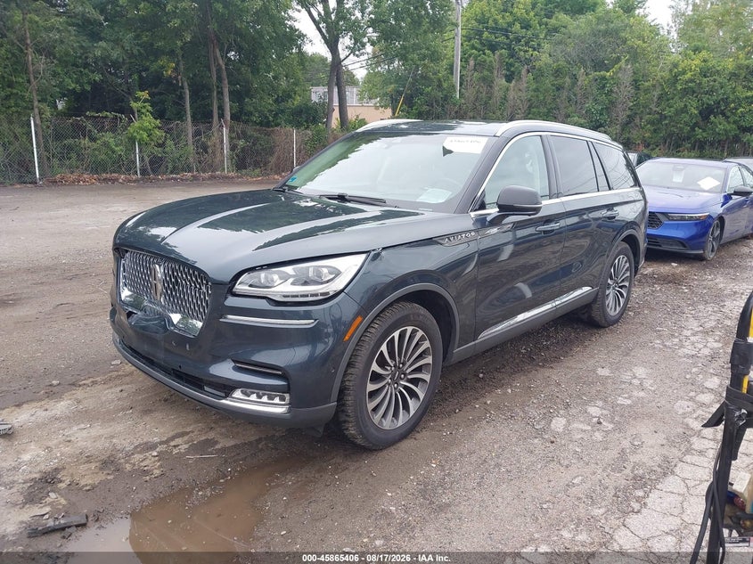2021 Lincoln Aviator VIN 5LM5J7XC3MGL17272 IAAI salvage auction — FRONT & REAR, Salvage (Rhode Island), sold $5,100 on 2026-10-04 (photo 2)