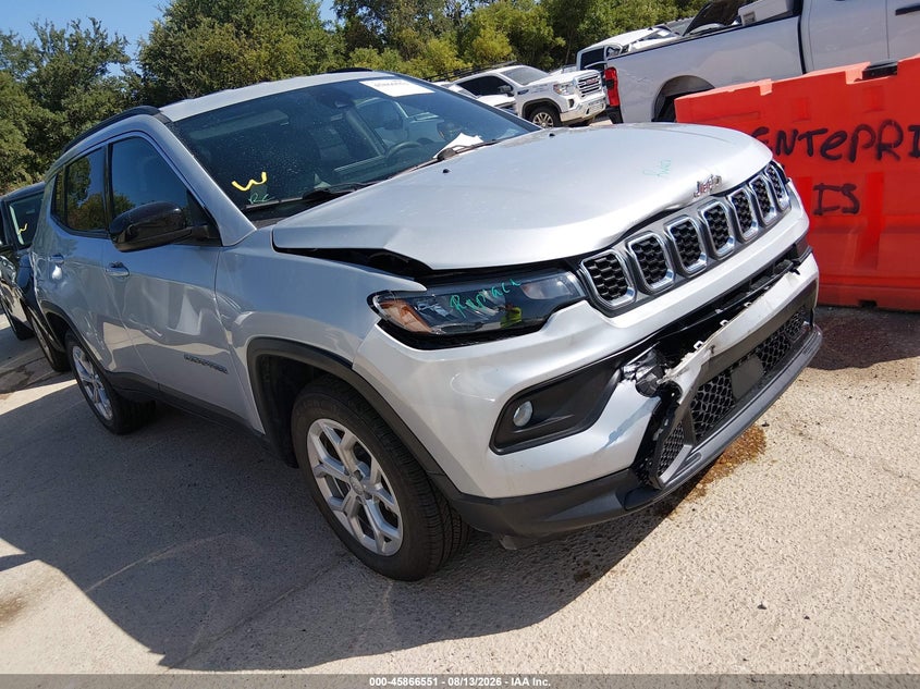 2024 Jeep Compass VIN 3C4NJDBN3RT118594 — IAAI salvage auction photo