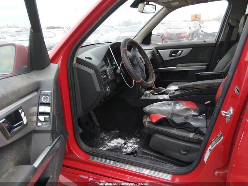 2010 Mercedes-benz Glk-class VIN WDCGG5GB3AF346986 IAAI salvage auction — NORMAL WEAR, Salvage Title - Dealer (California), sold $500 on 2026-08-20 (photo 5)