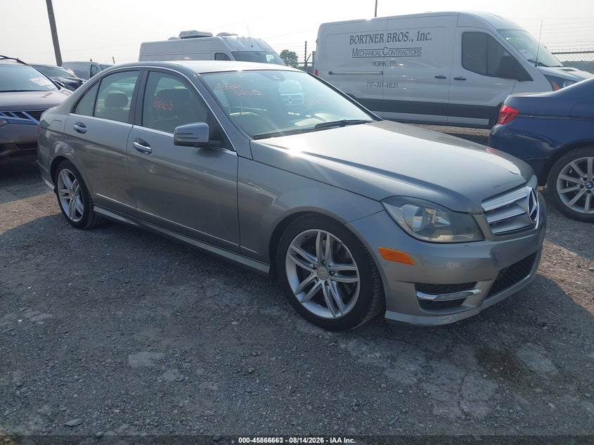2013 Mercedes-benz C class VIN WDDGF8AB4DA786161 IAAI salvage auction — NORMAL WEAR, Clear (Pennsylvania), sold $1,000 on 2026-08-19 (photo 1)
