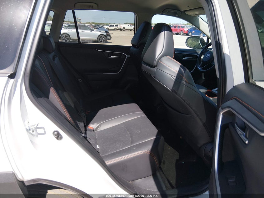 2024 Toyota Rav 4 VIN 2T3J1RFV6RW476898 IAAI salvage auction — REAR END, Enterprise Vehicles Clear Only (Oklahoma), sold $26,200 on 2026-08-24 (photo 8)