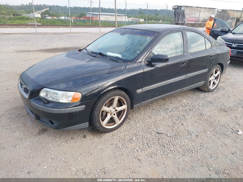 2004 Volvo S60 VIN YV1RH52Y842393802 IAAI salvage auction — NORMAL WEAR, Clear (North Carolina), sold $1,300 on 2026-08-21 (photo 2)