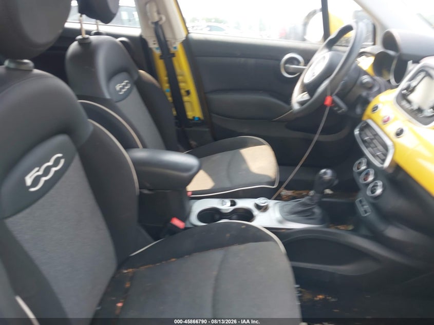 2017 Fiat 500x VIN ZFBCFYAB1HP604432 IAAI salvage auction — RIGHT FRONT, Wait Title, sold $1,050 on 2026-09-21 (photo 5)