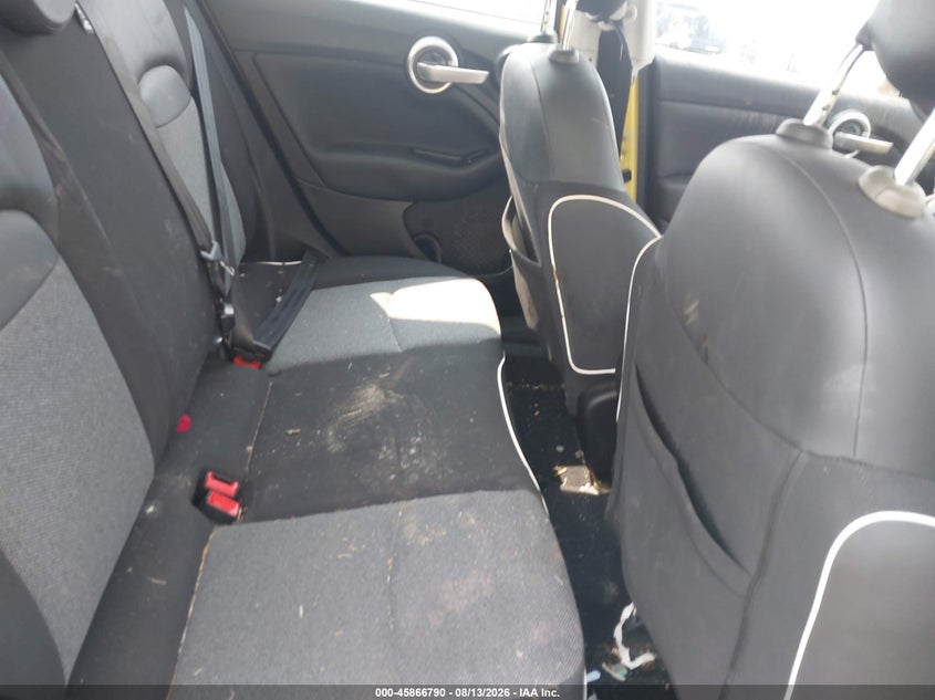 2017 Fiat 500x VIN ZFBCFYAB1HP604432 IAAI salvage auction — RIGHT FRONT, Wait Title, sold $1,050 on 2026-09-21 (photo 8)
