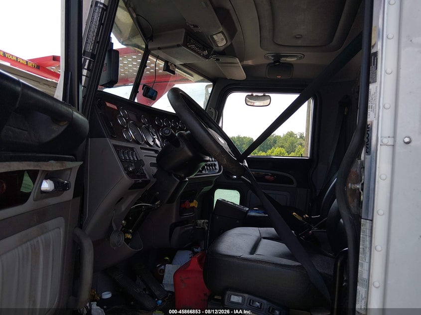 2021 Peterbilt 389 VIN 1NPXLP9X3MD723332 IAAI salvage auction — FRONT END, Wait Title, sold $35,500 on 2026-09-23 (photo 7)
