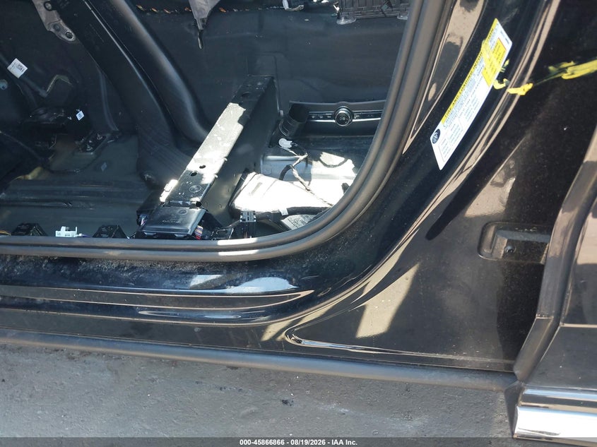 2019 Volvo Xc60 VIN LYV102RL8KB311050 IAAI salvage auction — FRESH WATER, Salvage (Connecticut), sold $5,950 on 2026-09-04 (photo 6)
