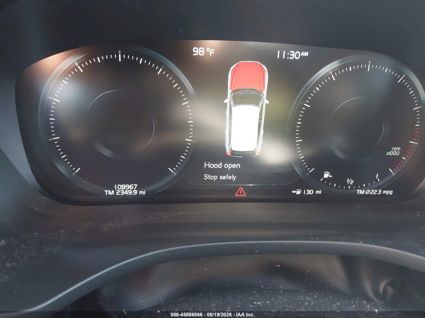 2019 Volvo Xc60 VIN LYV102RL8KB311050 IAAI salvage auction — FRESH WATER, Salvage (Connecticut), sold $5,950 on 2026-09-04 (photo 7)