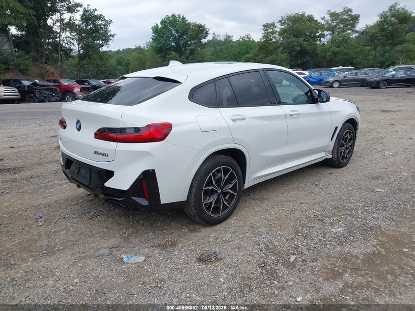 2024 BMW X4 VIN 5UX43DT02R9U60585 IAAI salvage auction — SIDE, Salvage Title, sold $22,600 on 2026-08-22 (photo 4)