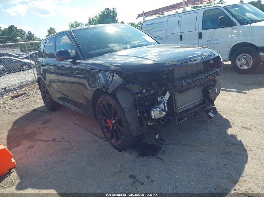 2025 Land rover Range rover sport VIN SAL1L9E99SA439565 — IAAI salvage auction photo