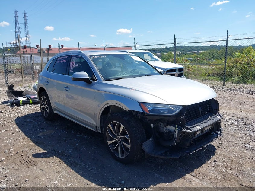 2021 Audi Q5 VIN WA1BAAFY7M2042694 — IAAI salvage auction photo