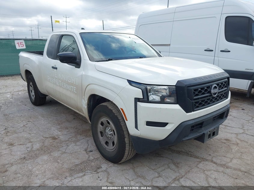 2022 Nissan Navara (frontier) VIN 1N6ED1CL6NN688809 IAAI salvage auction — FRONT & REAR, Enterprise Vehicles Clear Only (Texas), sold $10,200 on 2026-08-17 (photo 1)