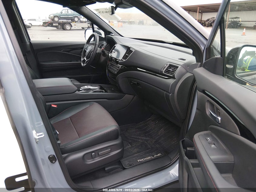 2025 Honda Ridgeline VIN 5FPYK3F82SB045531 IAAI salvage auction — REAR END, Wait Title, sold $17,350 on 2026-10-07 (photo 5)