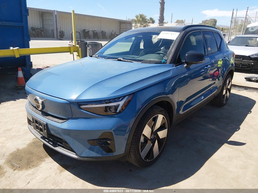 2023 Volvo Xc40 VIN YV4ED3UM3P2075778 IAAI salvage auction — RIGHT SIDE, Wait Title, sold $16,350 on 2026-09-10 (photo 2)