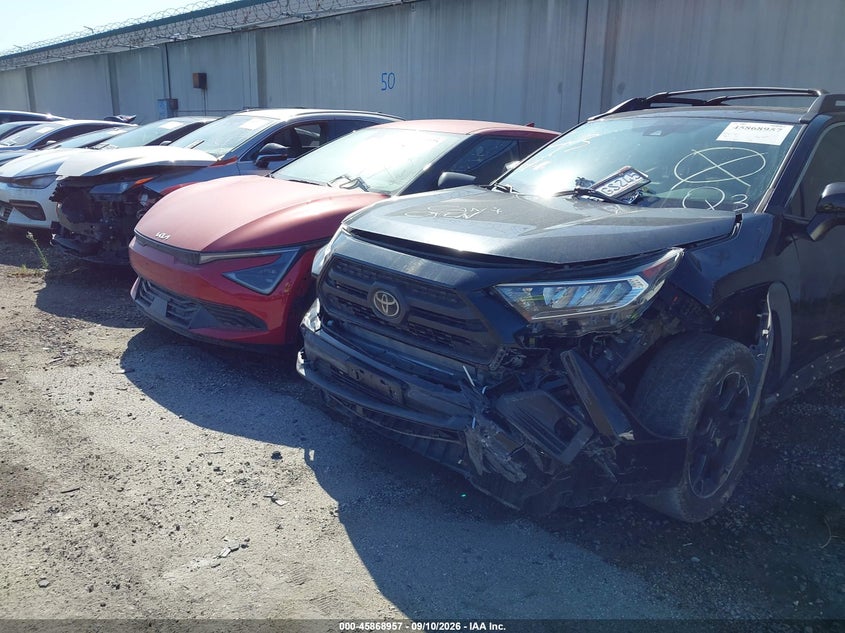 2020 Toyota Rav 4 VIN 2T3J1RFV8LC071764 IAAI salvage auction — LEFT FRONT, Wait Title, sold $9,000 on 2026-09-16 (photo 2)